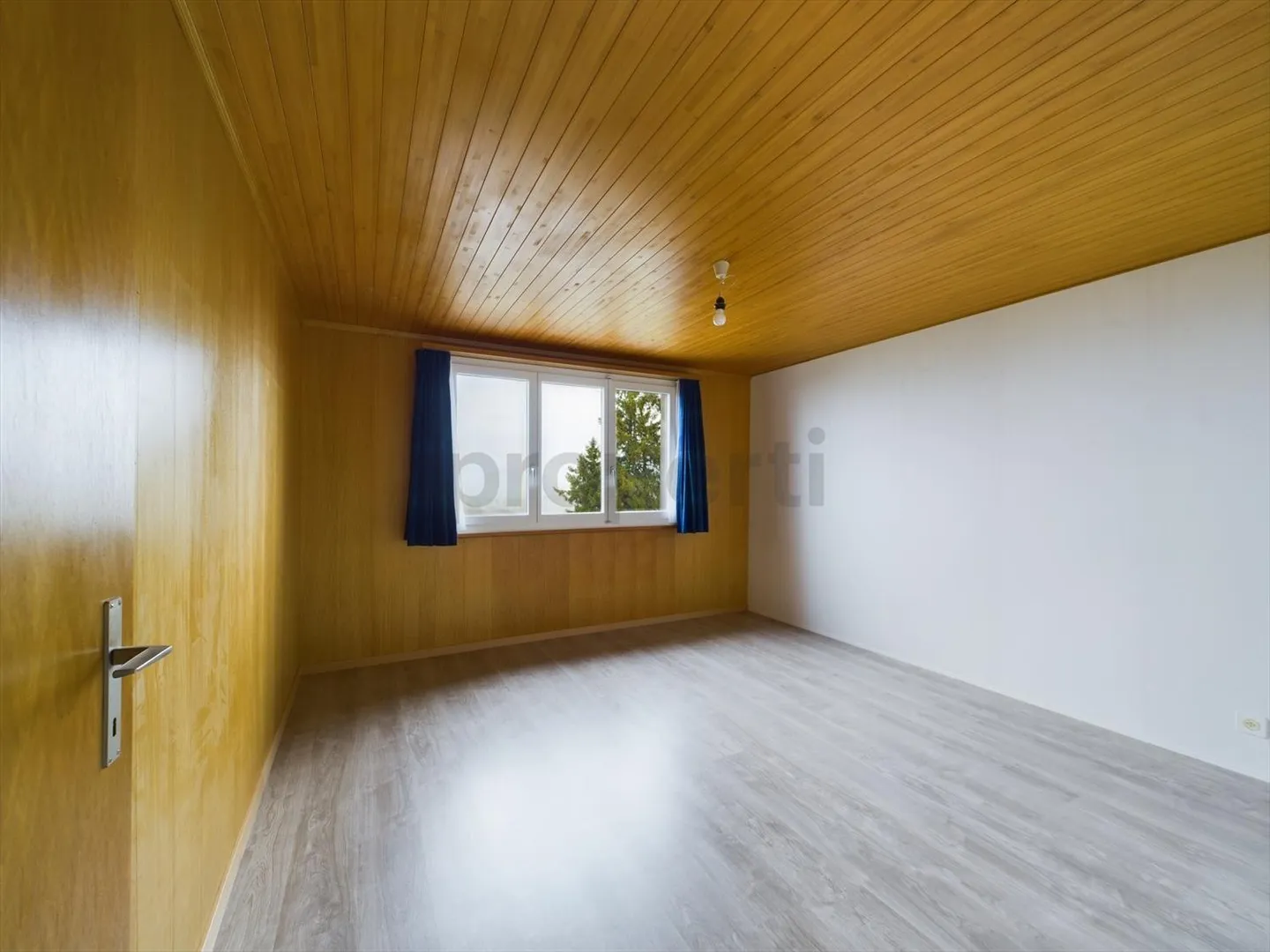 Apartment for rent - Photo 5 of 12