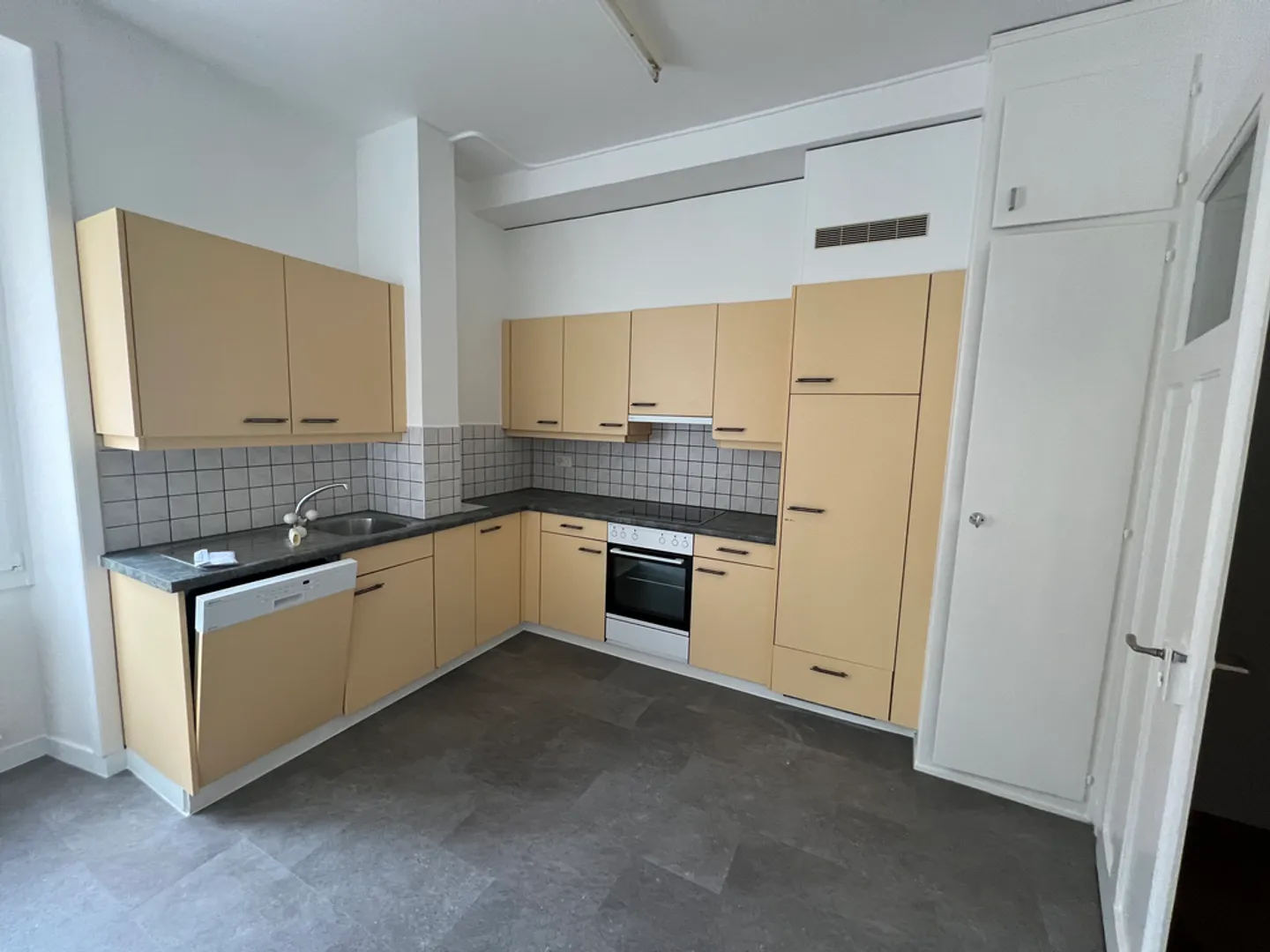 Appartamento 3 locali - Foto 2 di 6