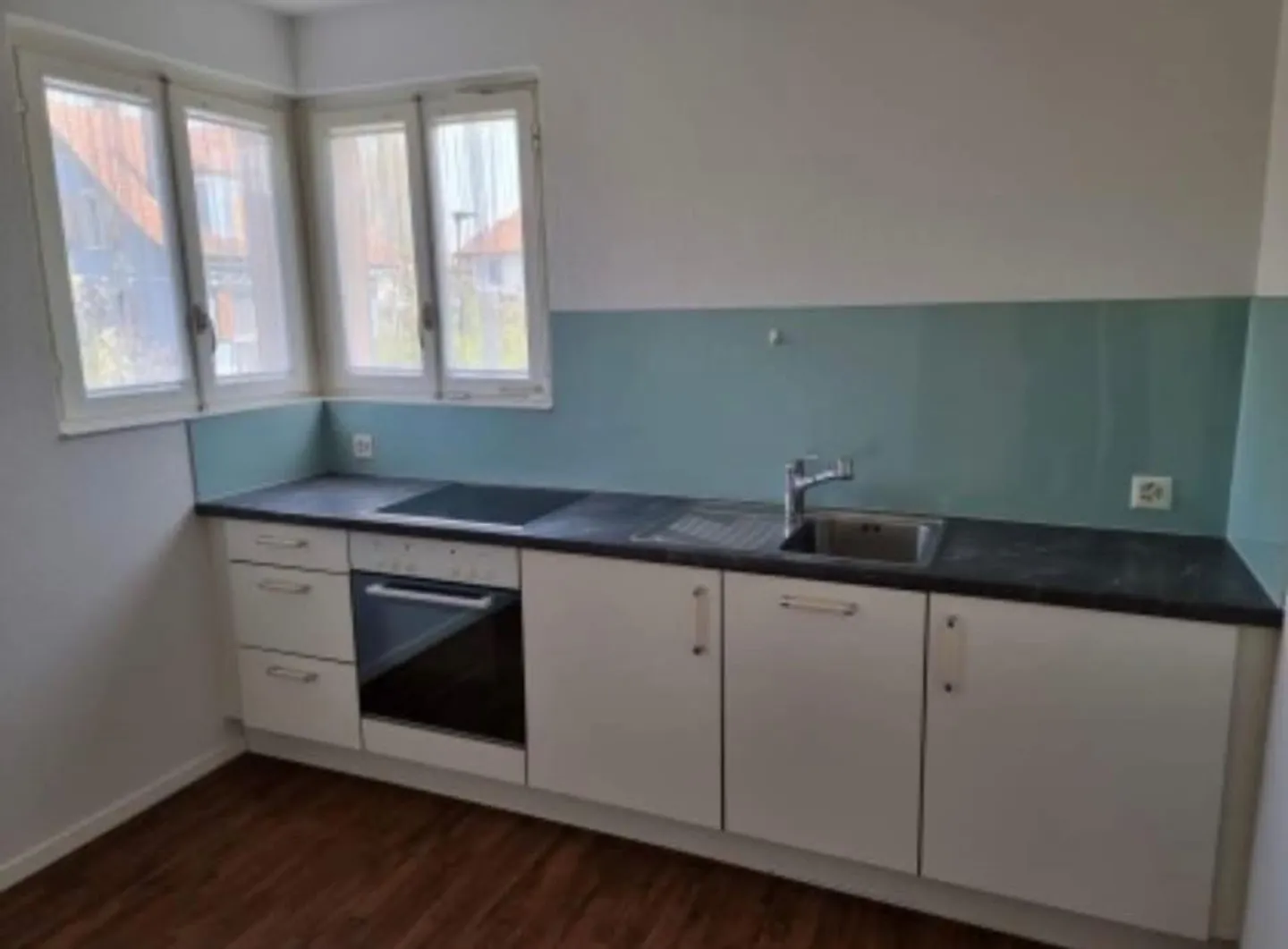 Appartement 3.5 pièces confortable dans un quartier résidentiel calme - Photo 2 sur 6