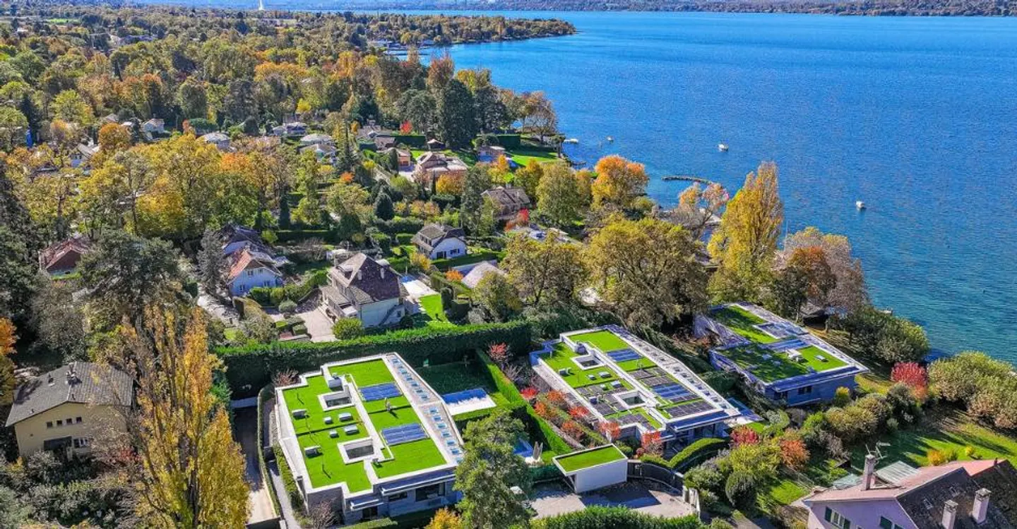 Außergewöhnliche zeitgenössische Villa - Privater Zugang zum See - Foto 2 von 12
