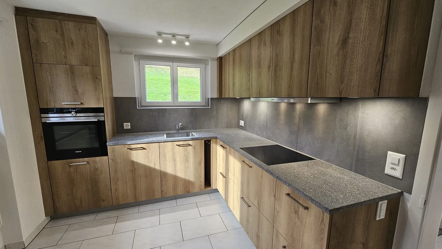 Spacious Investment Apartments - Photo 5 of 13