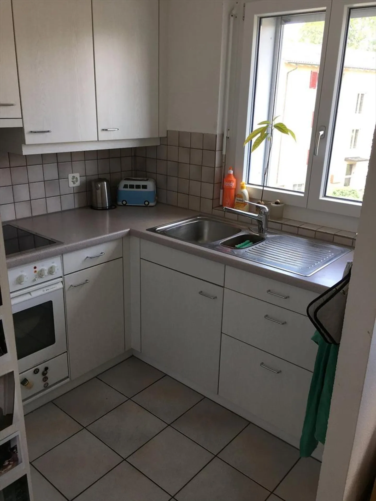 VIVERE CONFORTEVOLE A BÜLACH! - Foto 3 di 4