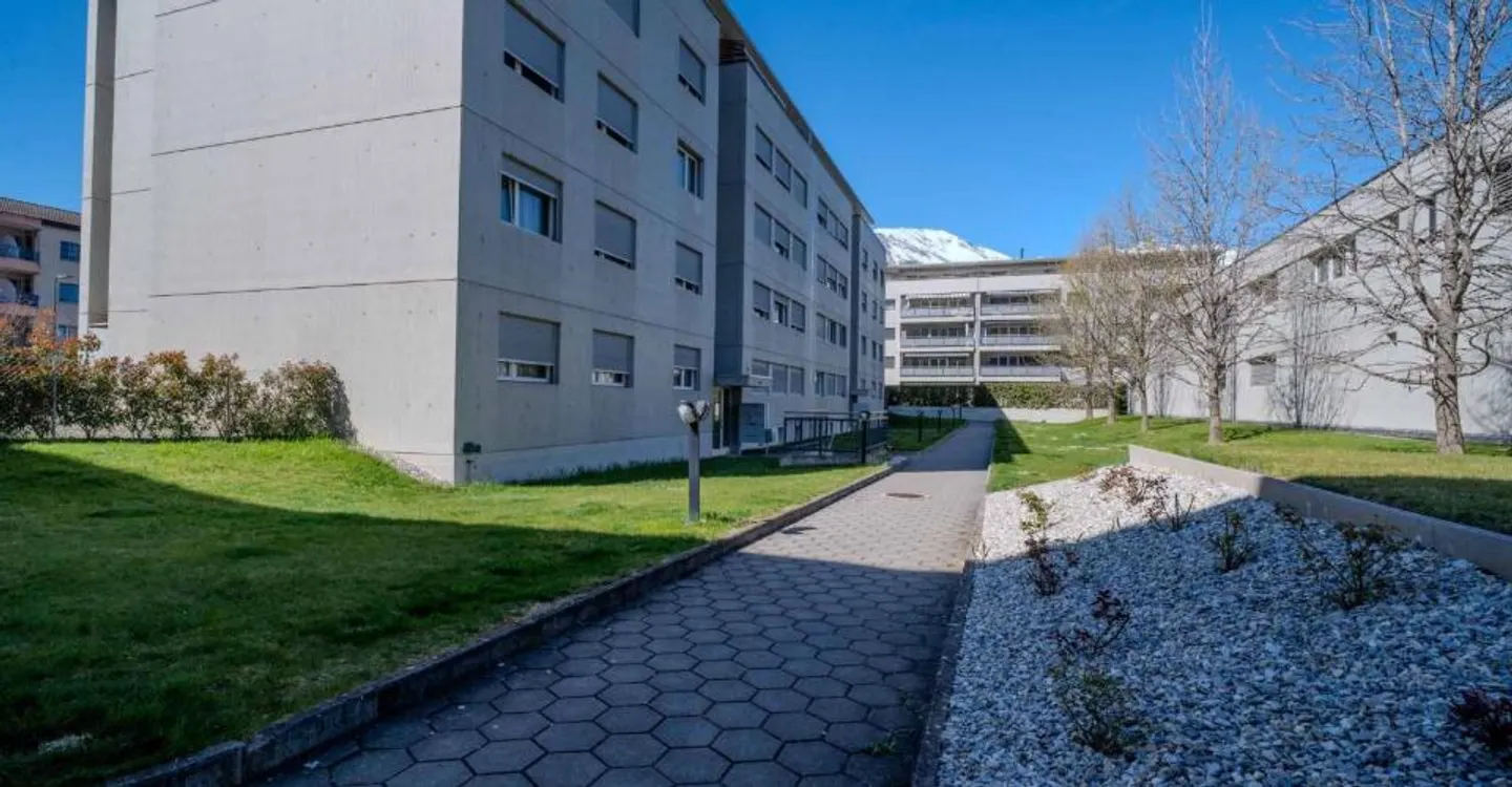 Sion-Champsec - 5.5-room apartment in a sought-after neighborhood - Photo 12 of 12