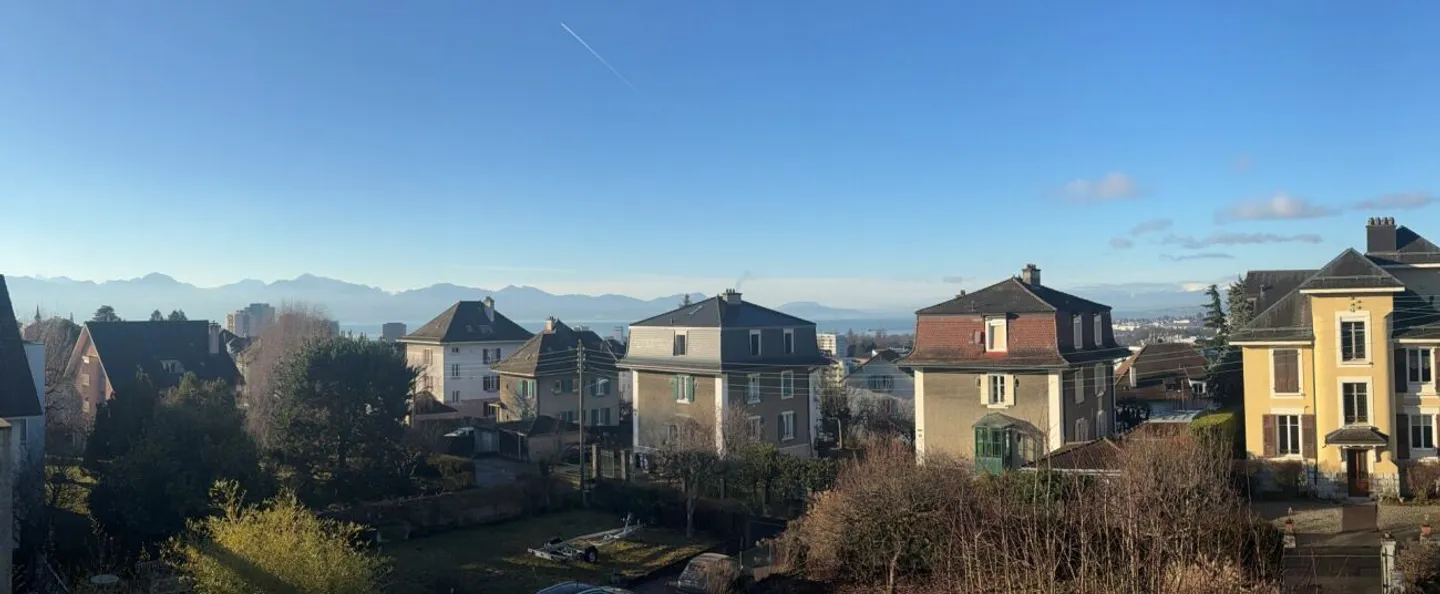 Charmante Wohnung mit Seeblick - Foto 1 von 6