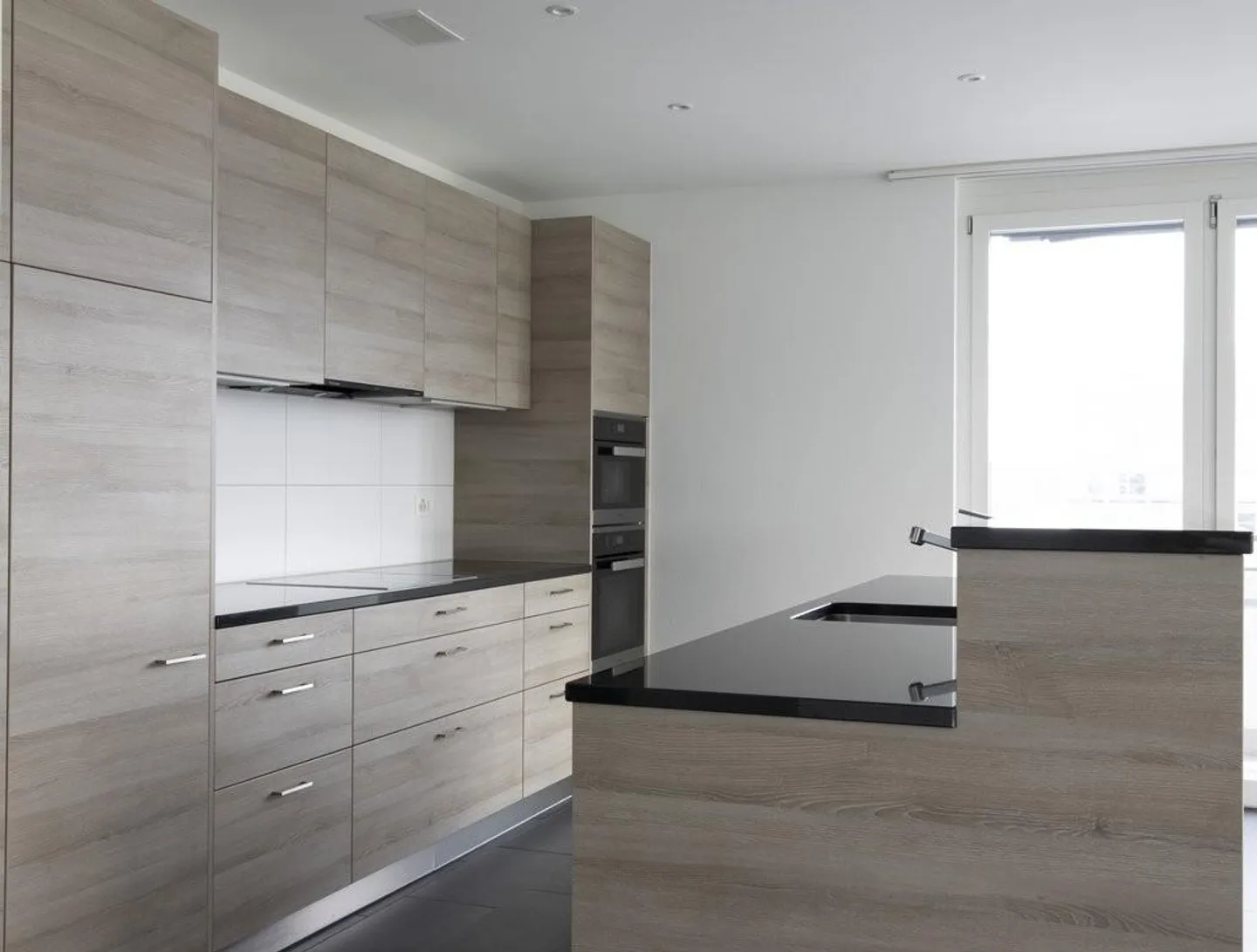 Appartement moderne au standard de propriété dans le quartier de Lutzert à Muttenz - Photo 2 sur 12