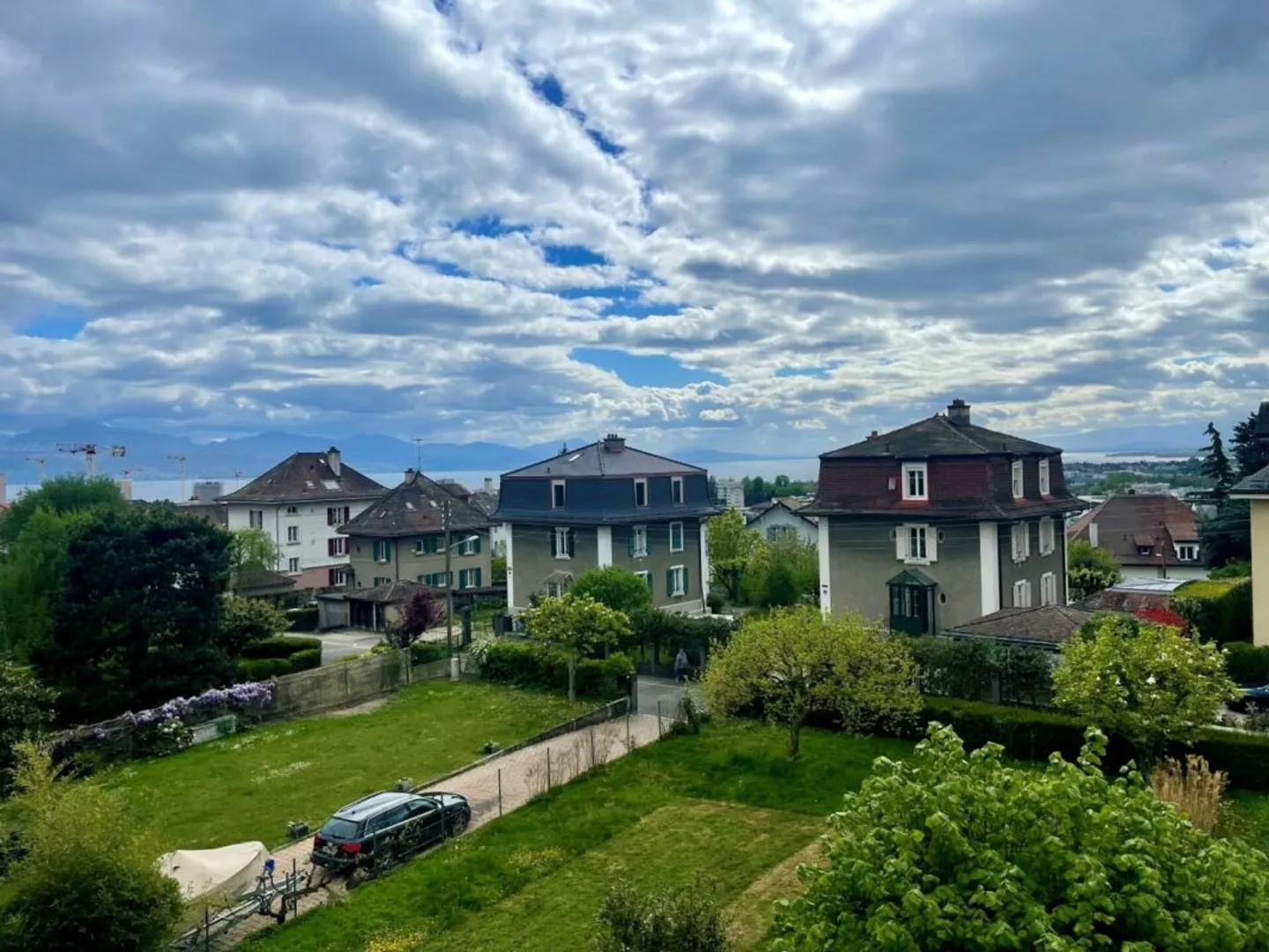 Charmante Wohnung mit Seeblick - Foto 2 von 6