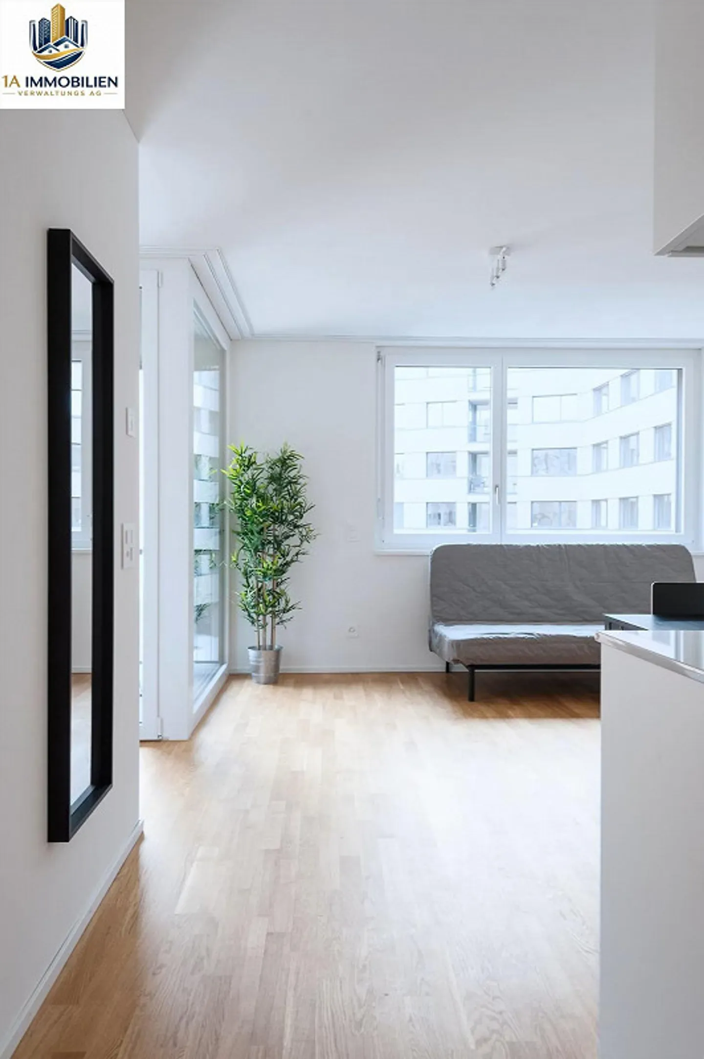 Moderno appartamento di 2,5 stanze con balcone a Basilea - Foto 5 di 8