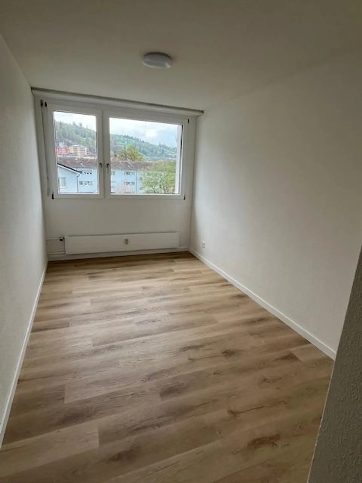 Appartement 5.5 pièces récemment rénové à Horw - Photo 9 sur 15