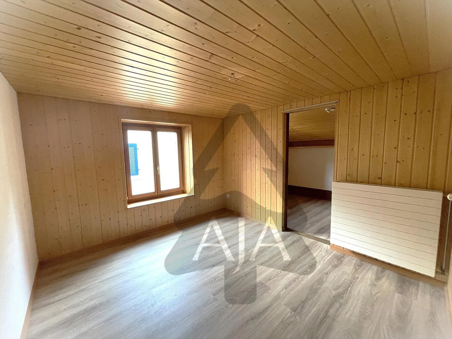 Couvet, bella casa unifamiliare con 4 appartamenti e giardini e terrazze nel centro-nord del villaggio - Foto 12 di 37