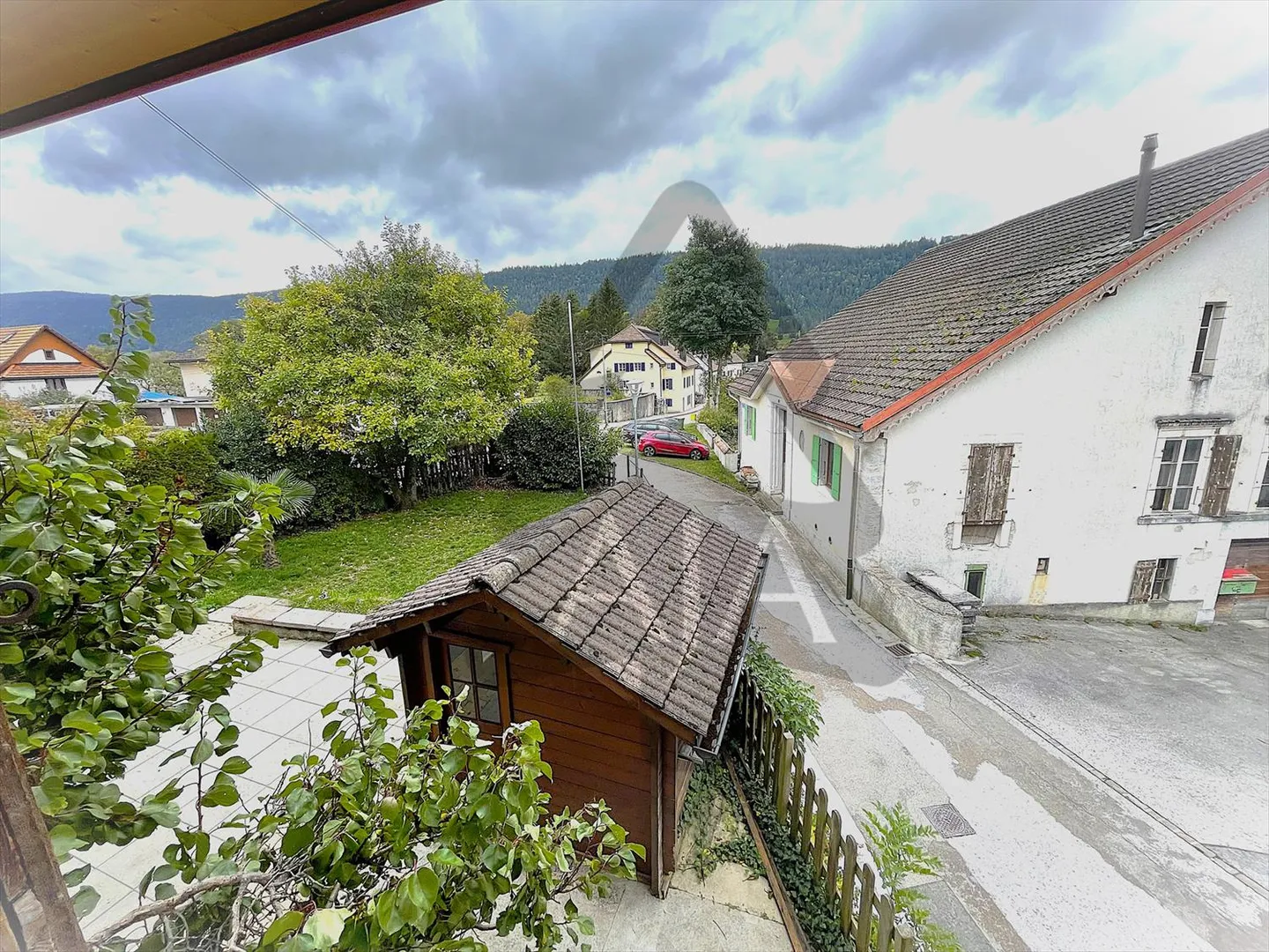 Couvet, bella casa unifamiliare con 4 appartamenti e giardini e terrazze nel centro-nord del villaggio - Foto 34 di 37