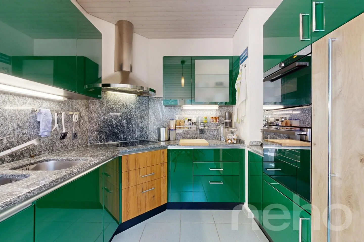 Geräumige Dachwohnung mit Balkon - Foto 5 von 12