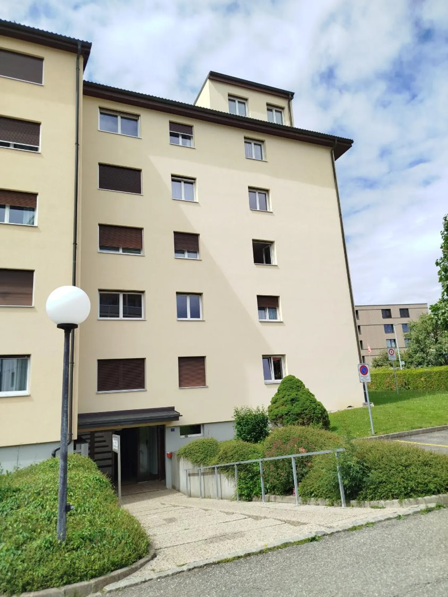 Appartamento Moderno Vicino al Centro - Foto 1 di 6