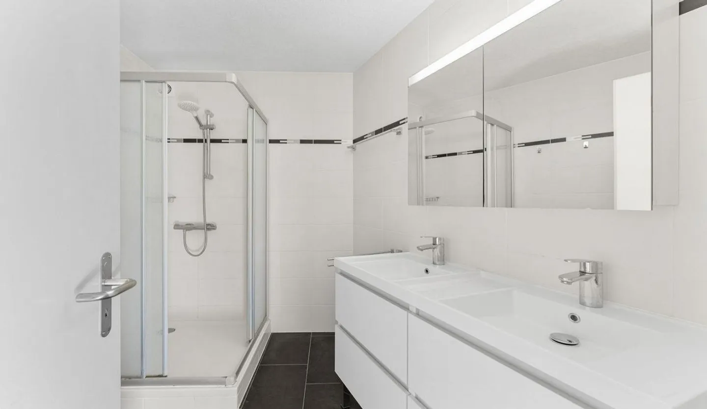 Charmante Wohnung mit Seeblick - Foto 9 von 13