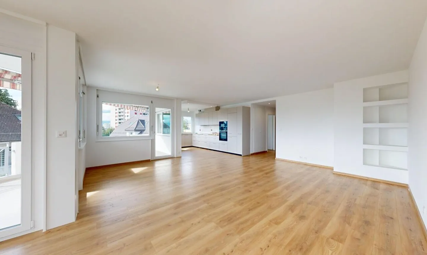 5,5 pièces et un studio séparé – Opportunité d’investissement - Photo 1 sur 11