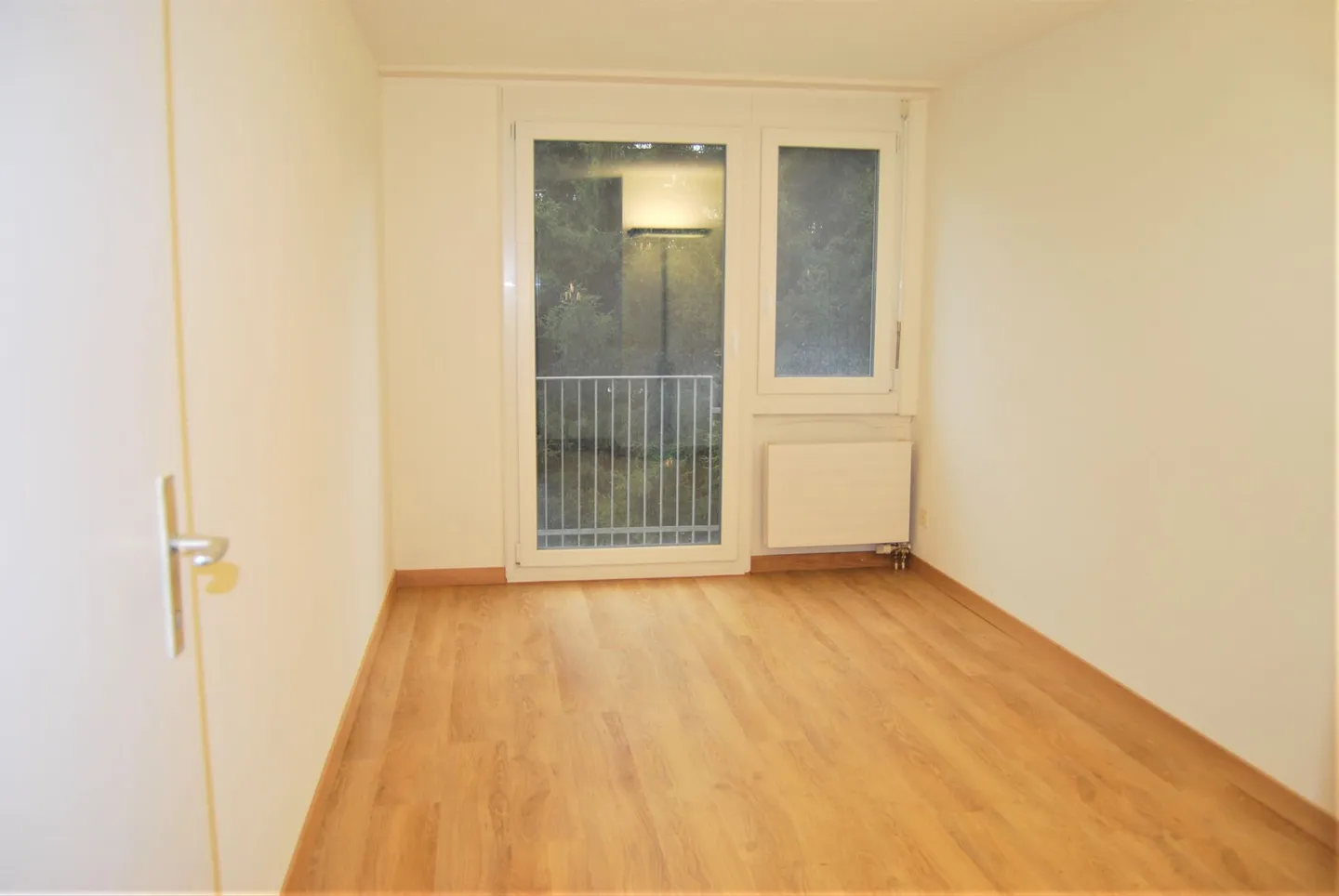 Appartamento elegante di 3.5 stanze in una posizione tranquilla con finiture di alta qualità - Foto 10 di 15