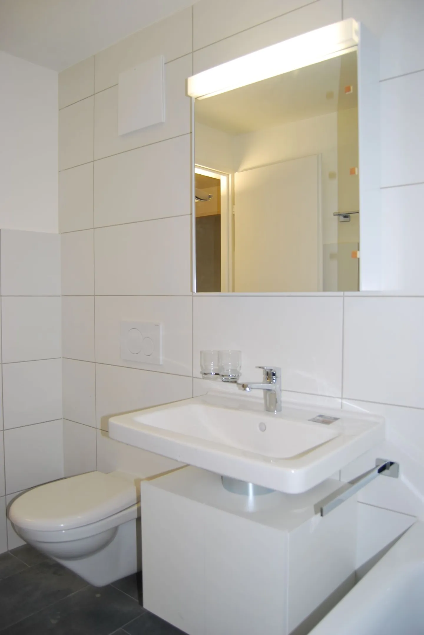 Appartamento elegante di 3.5 stanze in una posizione tranquilla con finiture di alta qualità - Foto 13 di 15