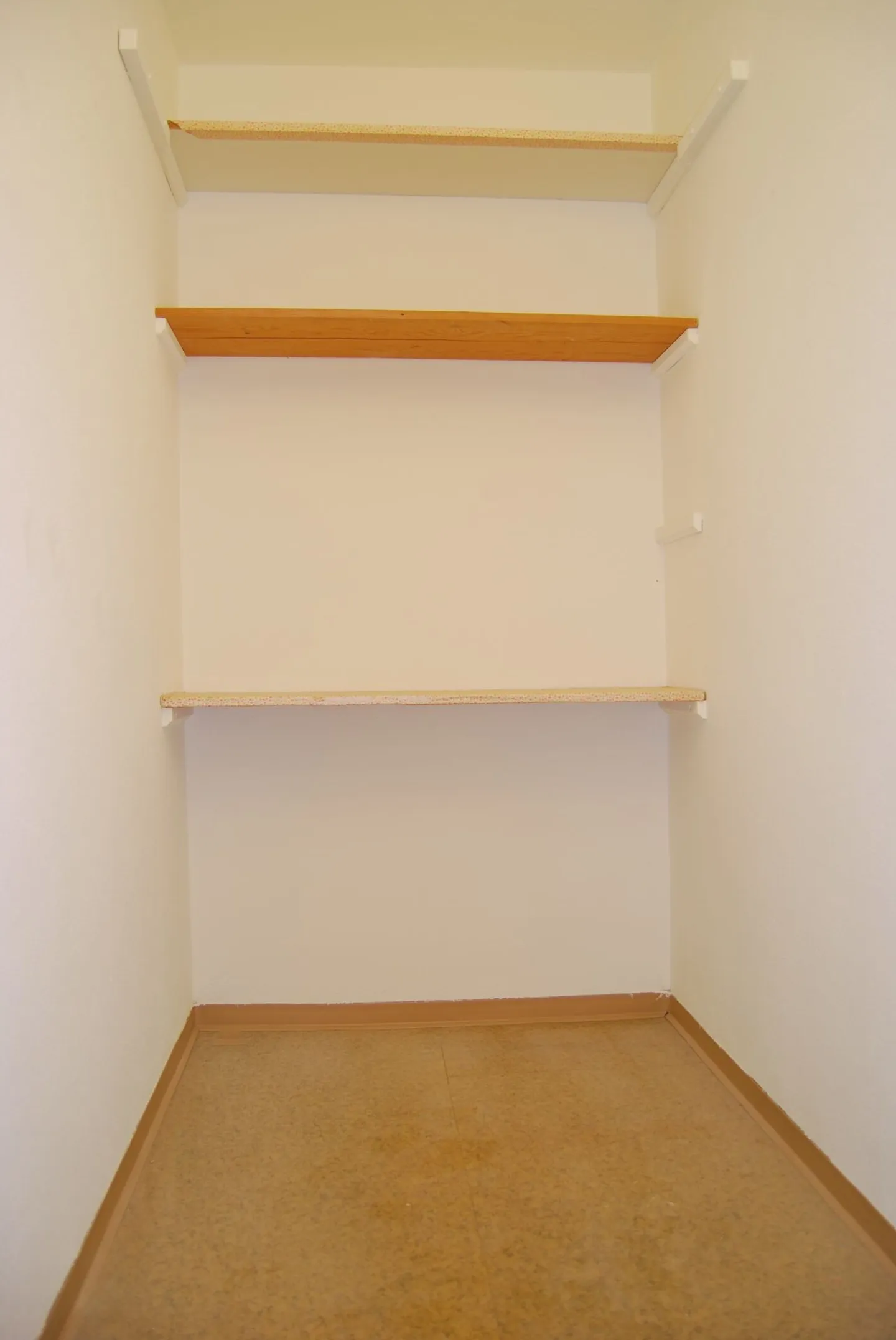 Appartamento elegante di 3.5 stanze in una posizione tranquilla con finiture di alta qualità - Foto 14 di 15