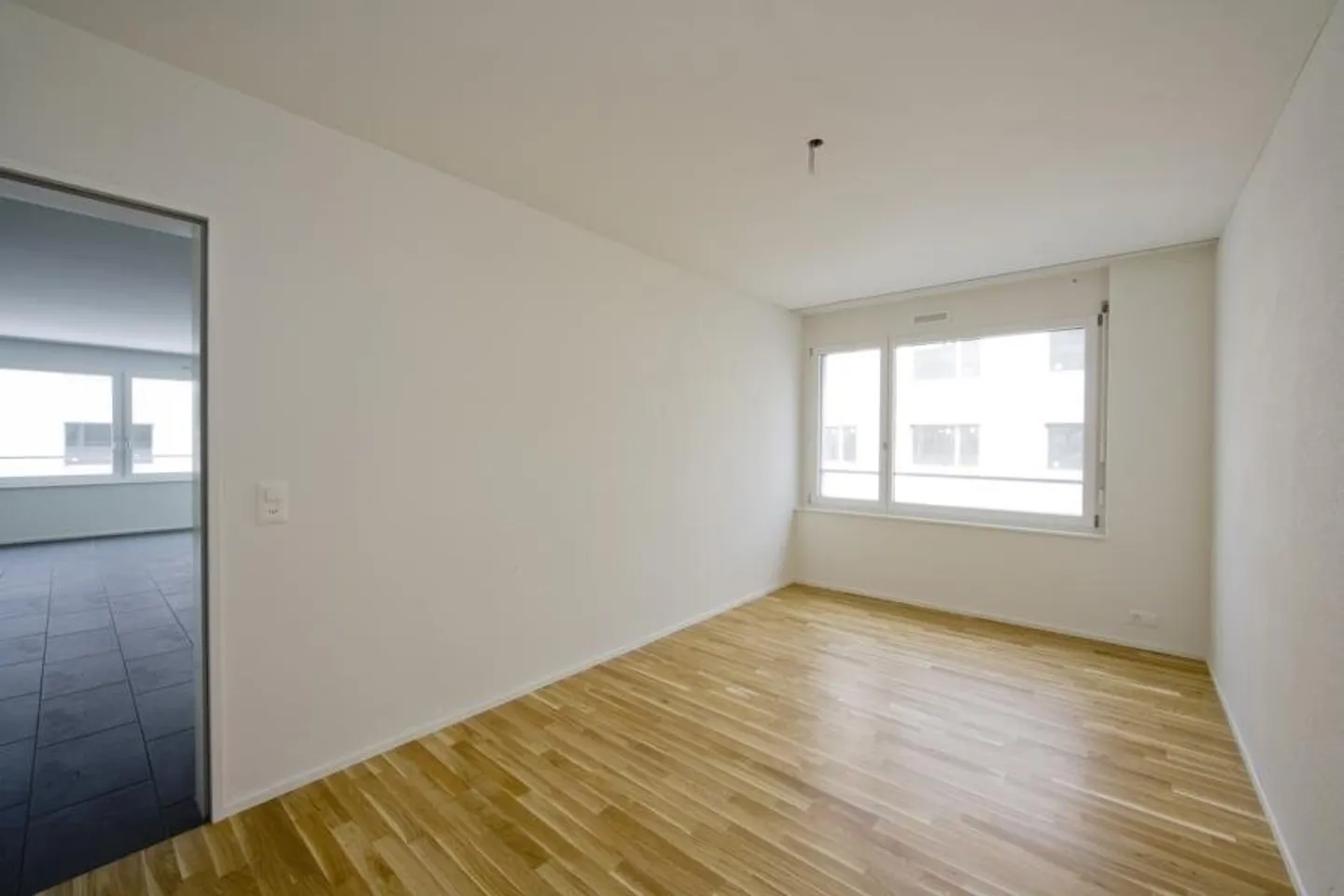 moderno e spazioso - Foto 4 di 7