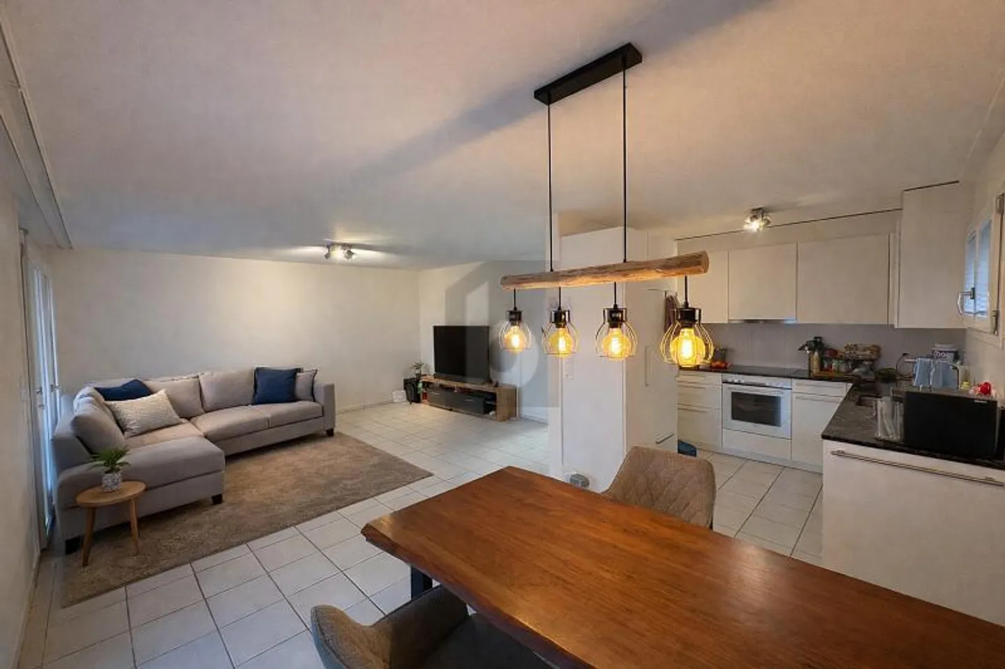 UNIQUE, WITH SPACIOUS TERRACE AND GARDEN - Photo 4 of 6