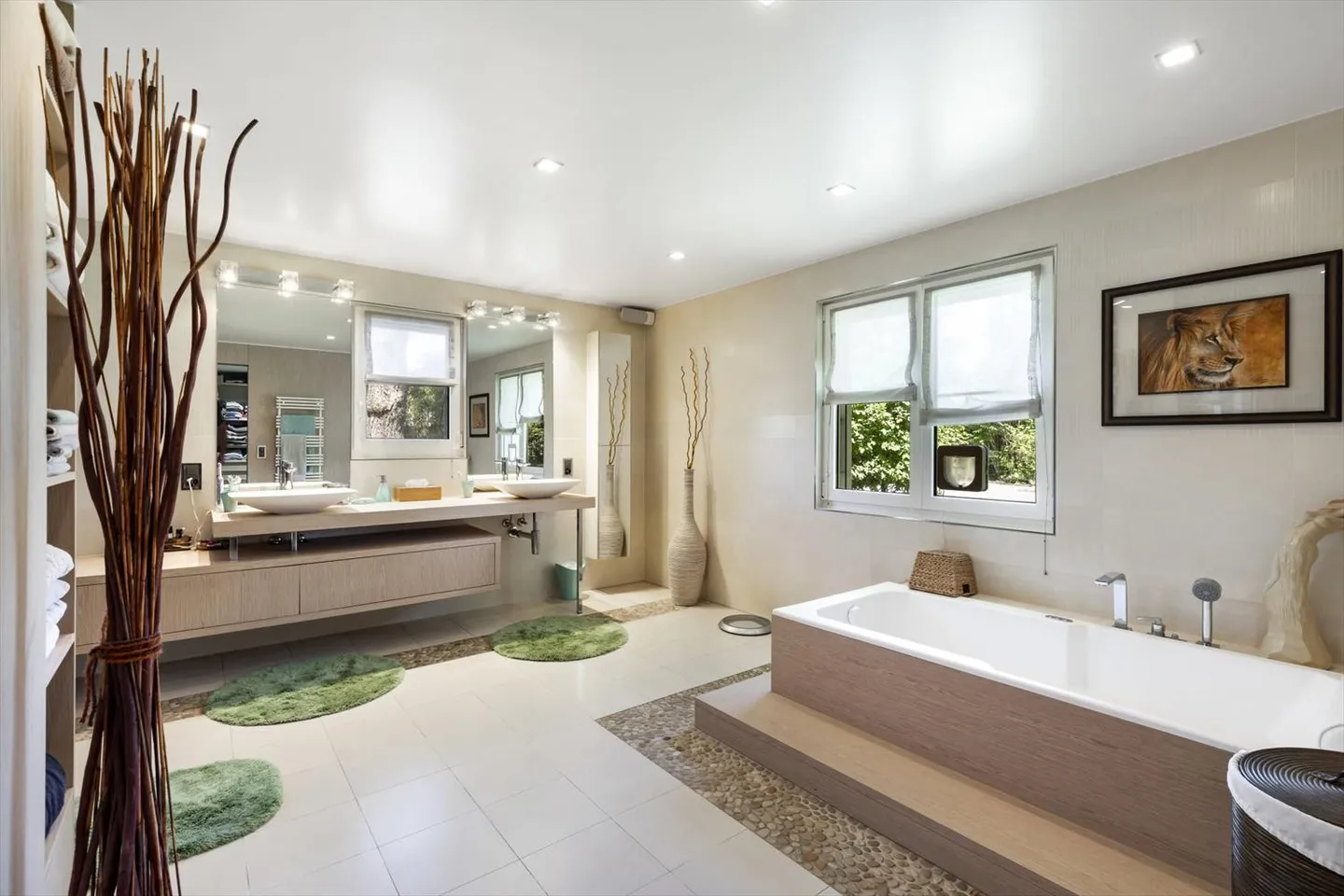 15 min from downtown Lausanne: In absolute calm, master house of 450 m² - Photo 9 of 13