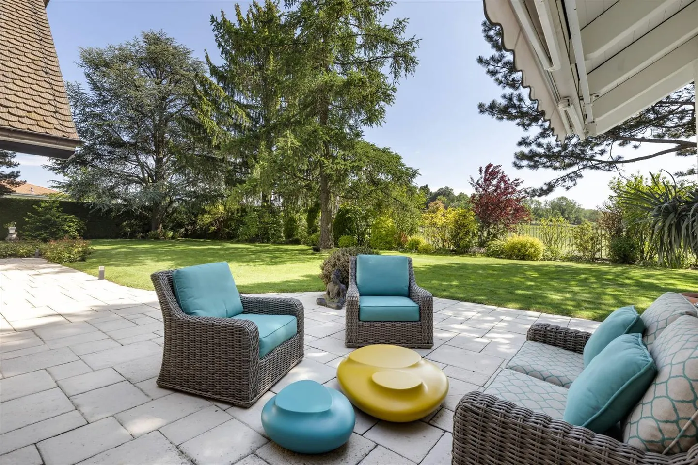 15 min from downtown Lausanne: In absolute calm, master house of 450 m² - Photo 13 of 13