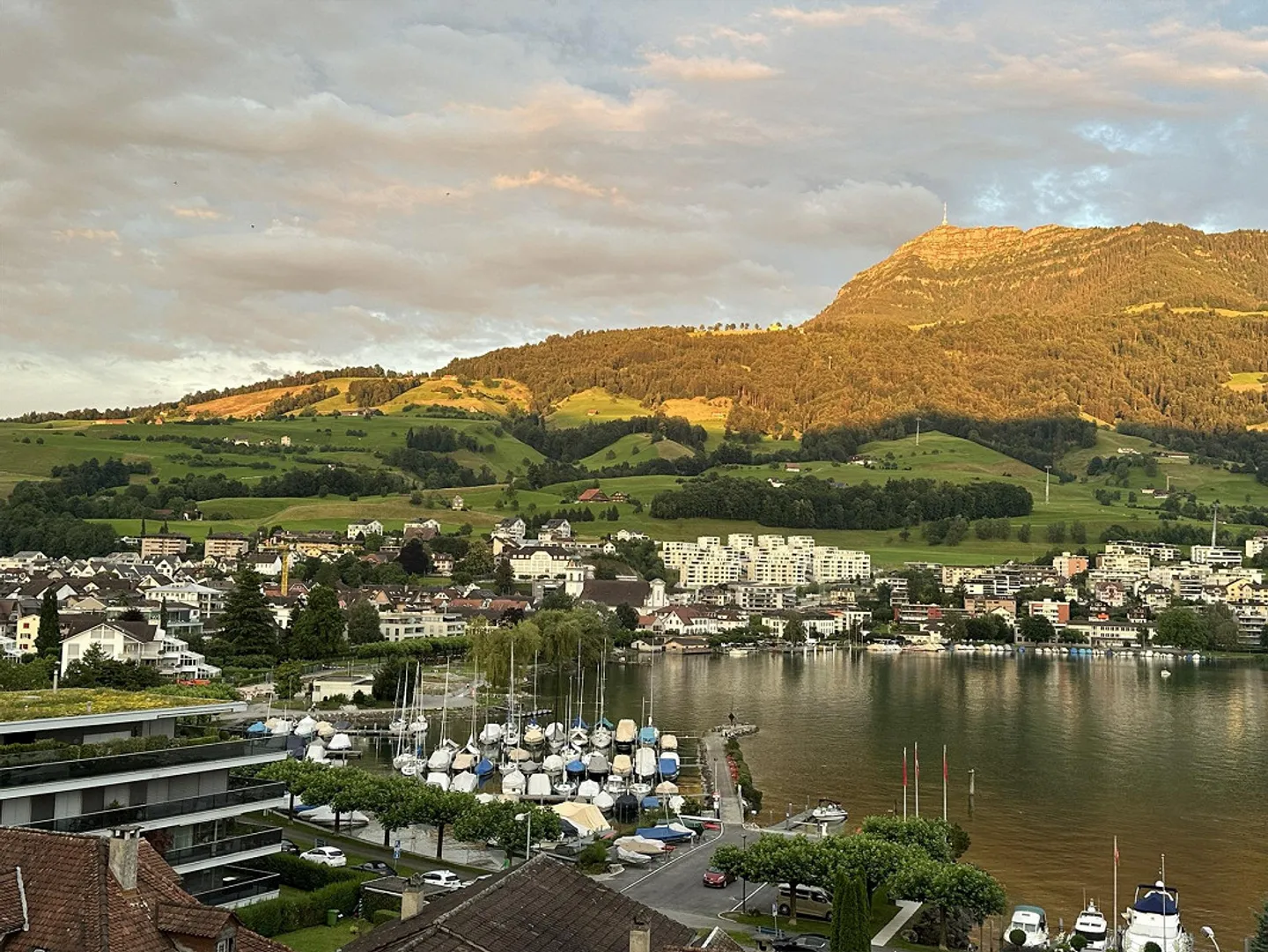 Vivere soleggiato con vista lago, a pochi passi dal lago - Foto 1 di 8