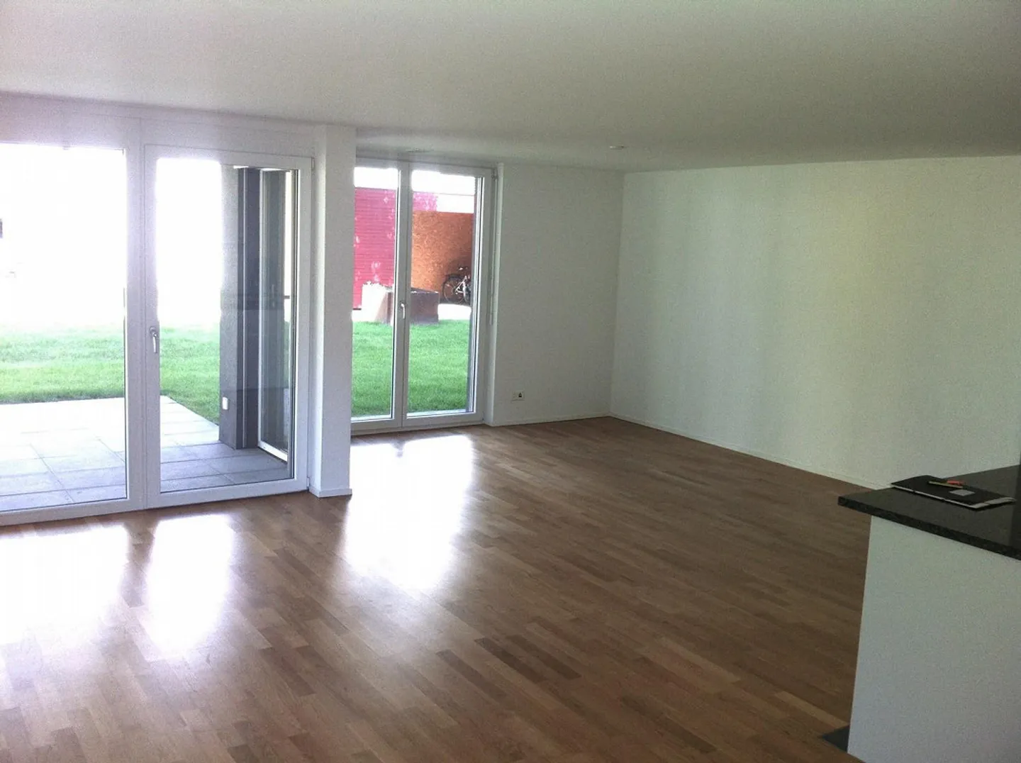 Appartamento moderno di 3,5 locali al piano terra - Foto 3 di 9