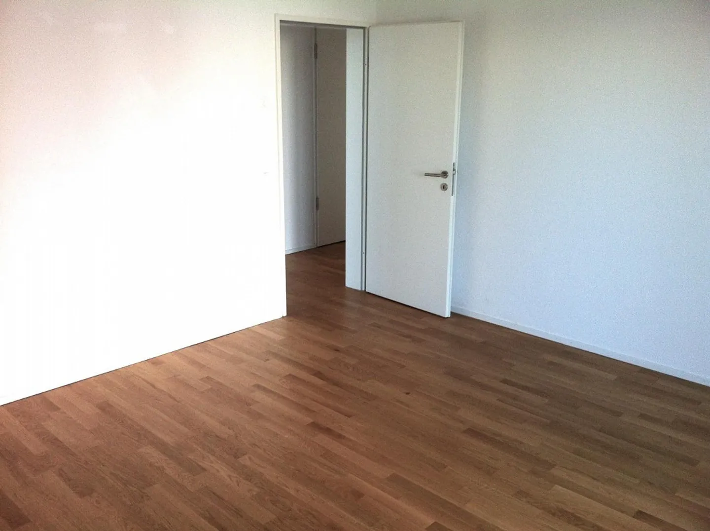 Appartamento moderno di 3,5 locali al piano terra - Foto 5 di 9