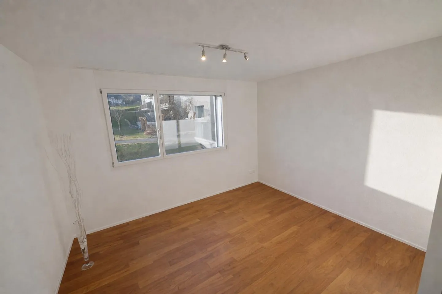 Modernes Apartment mit Seeblick - Foto 5 von 13