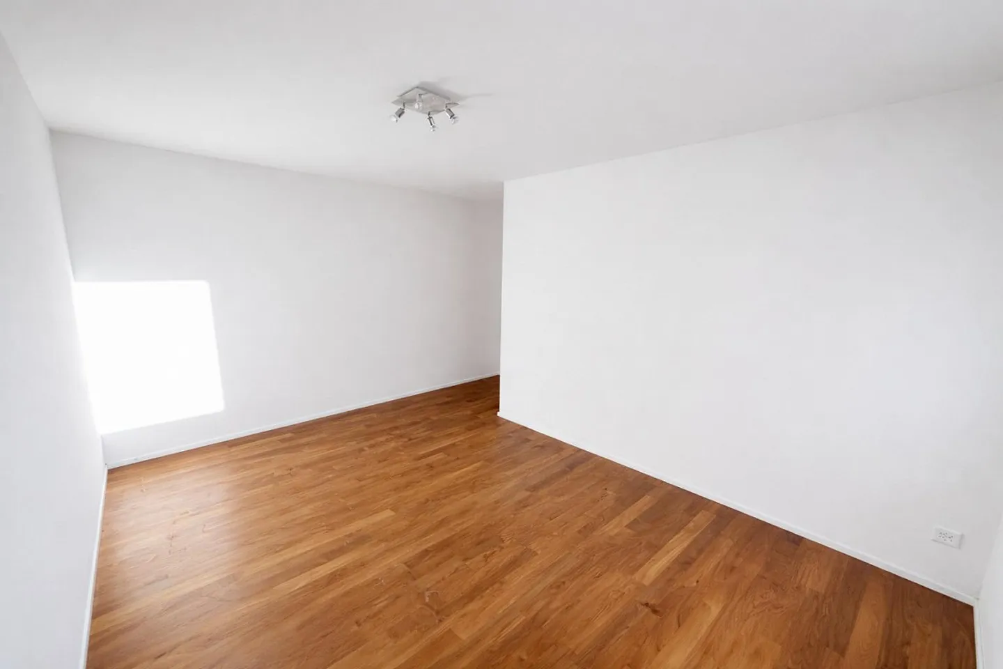 Modernes Apartment mit Seeblick - Foto 8 von 13