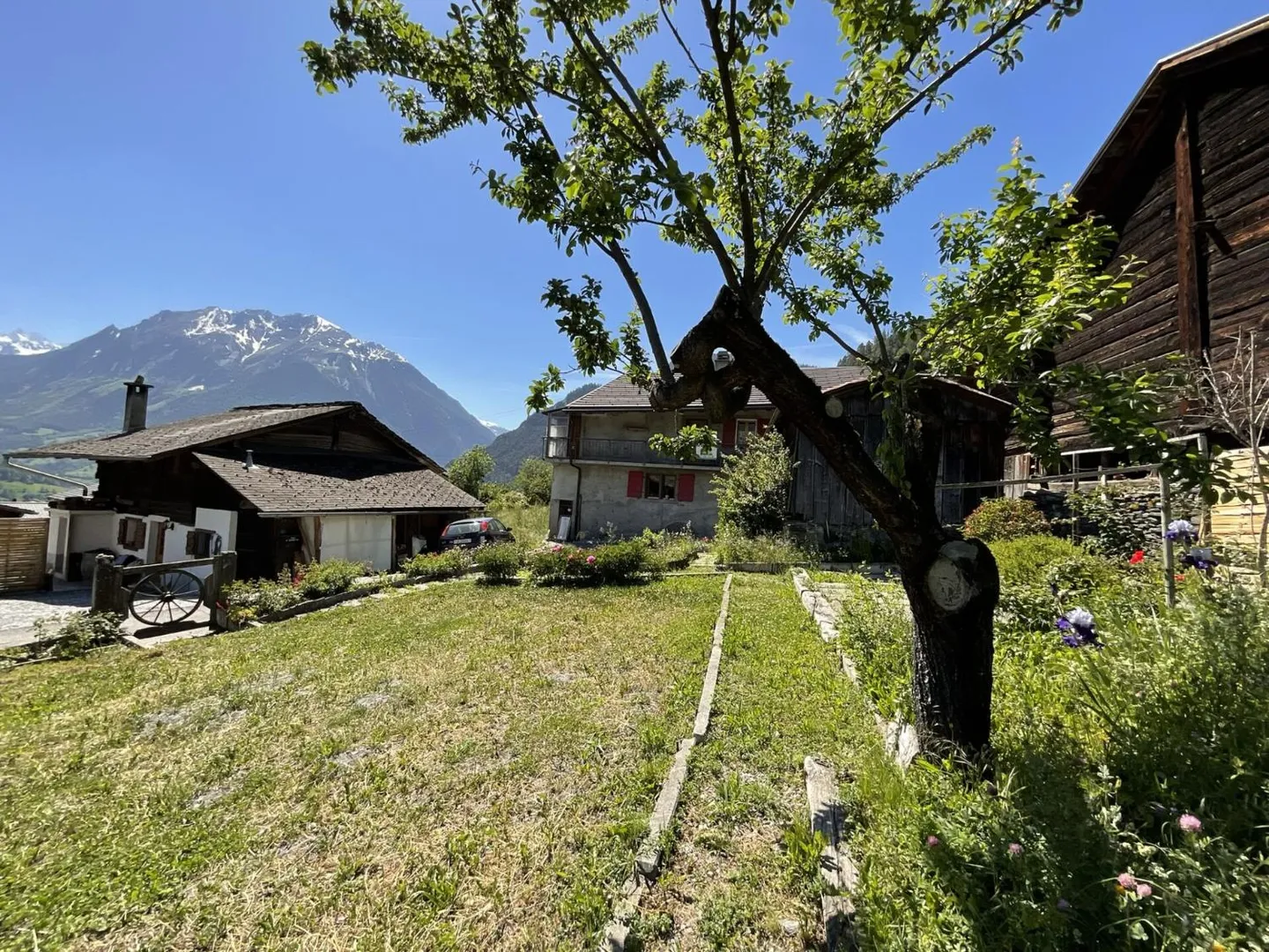 Appartamento e terreno in vendita nel villaggio di Vollèges - Foto 1 di 13