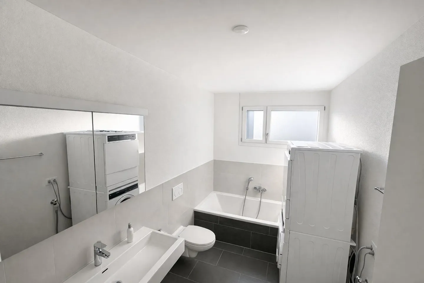 Modernes Apartment mit Seeblick - Foto 13 von 13