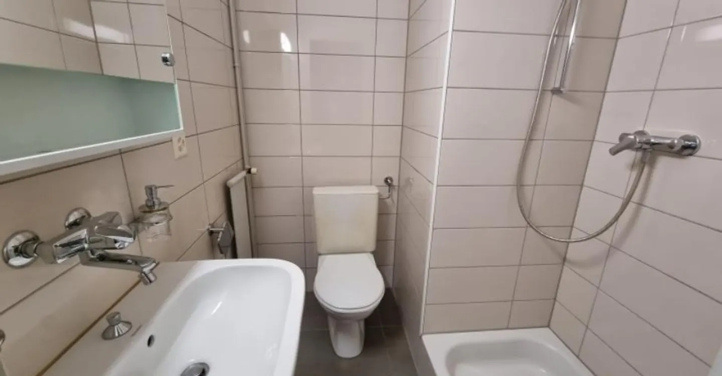 01166 - Appartamento 2 locali - Rue de Beau-Site 20 - BOLE - Foto 4 di 4