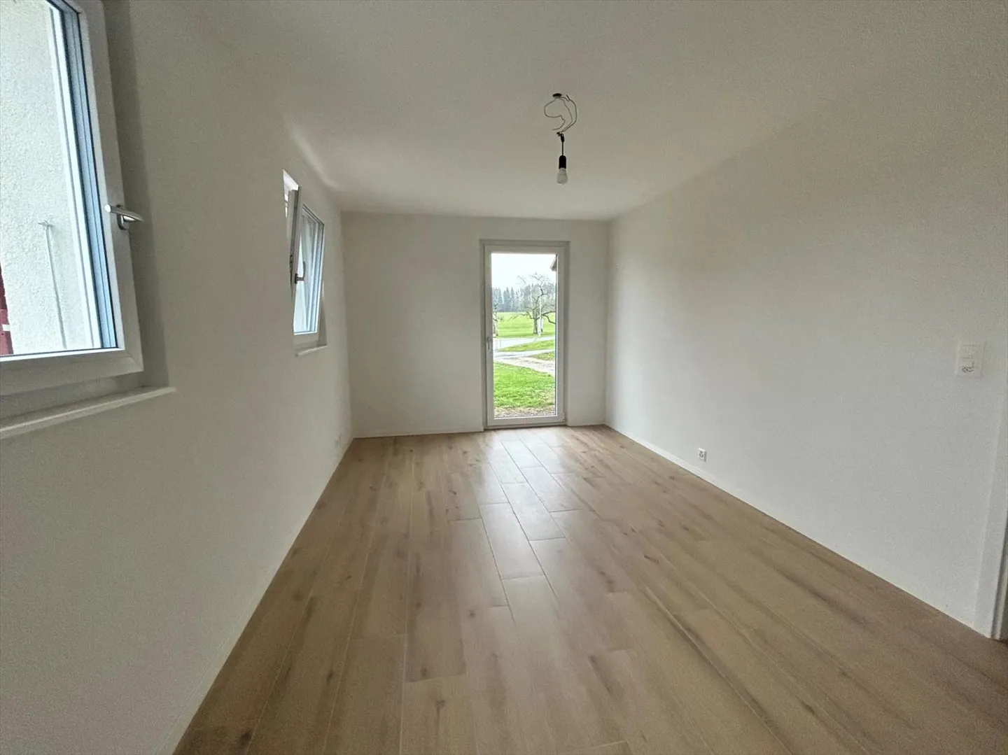 Apartment for rent - Photo 5 of 9