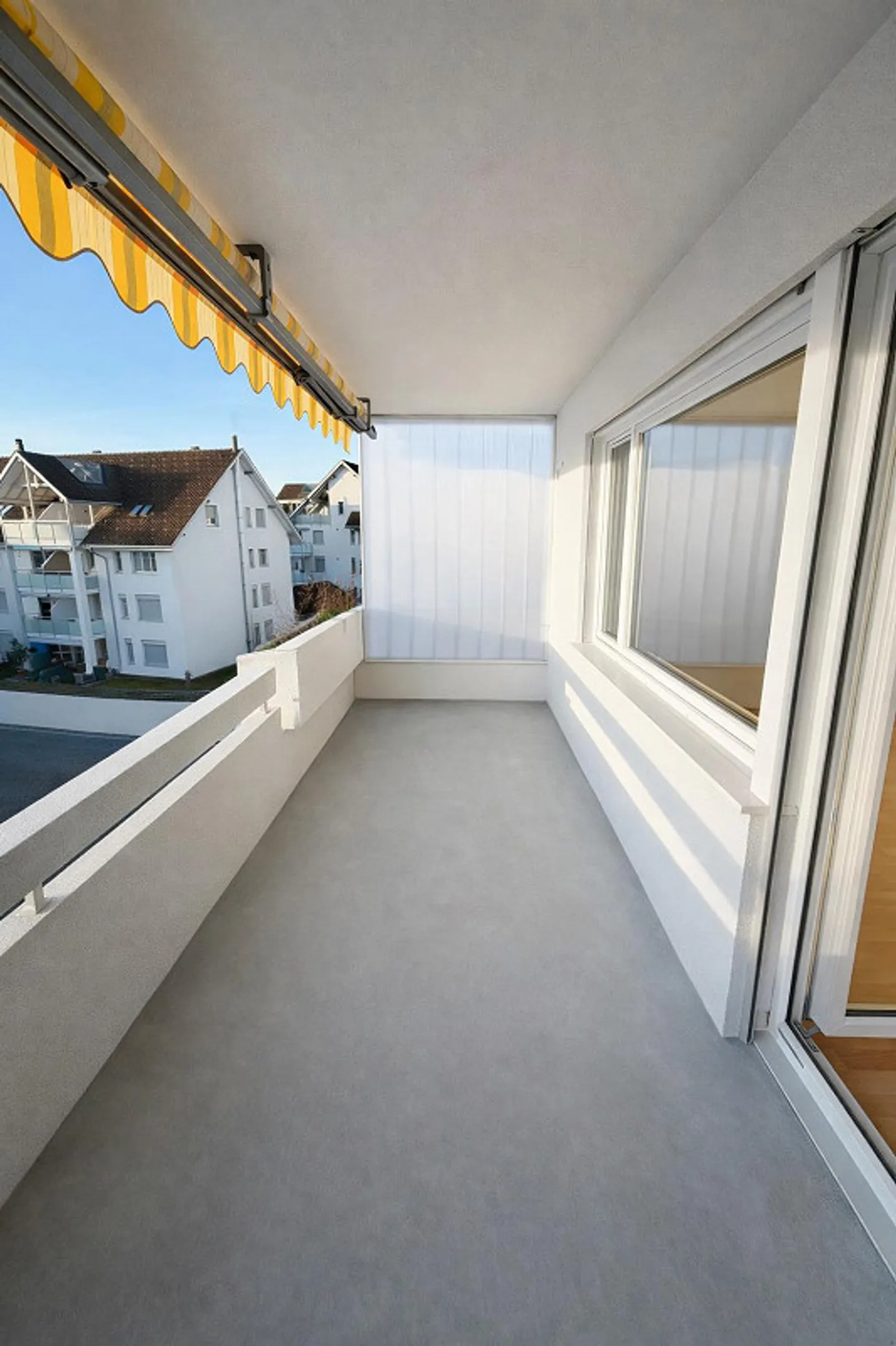 Modern 2.5-room apartment with new bathroom & new kitchen and balcony - Photo 6 of 11