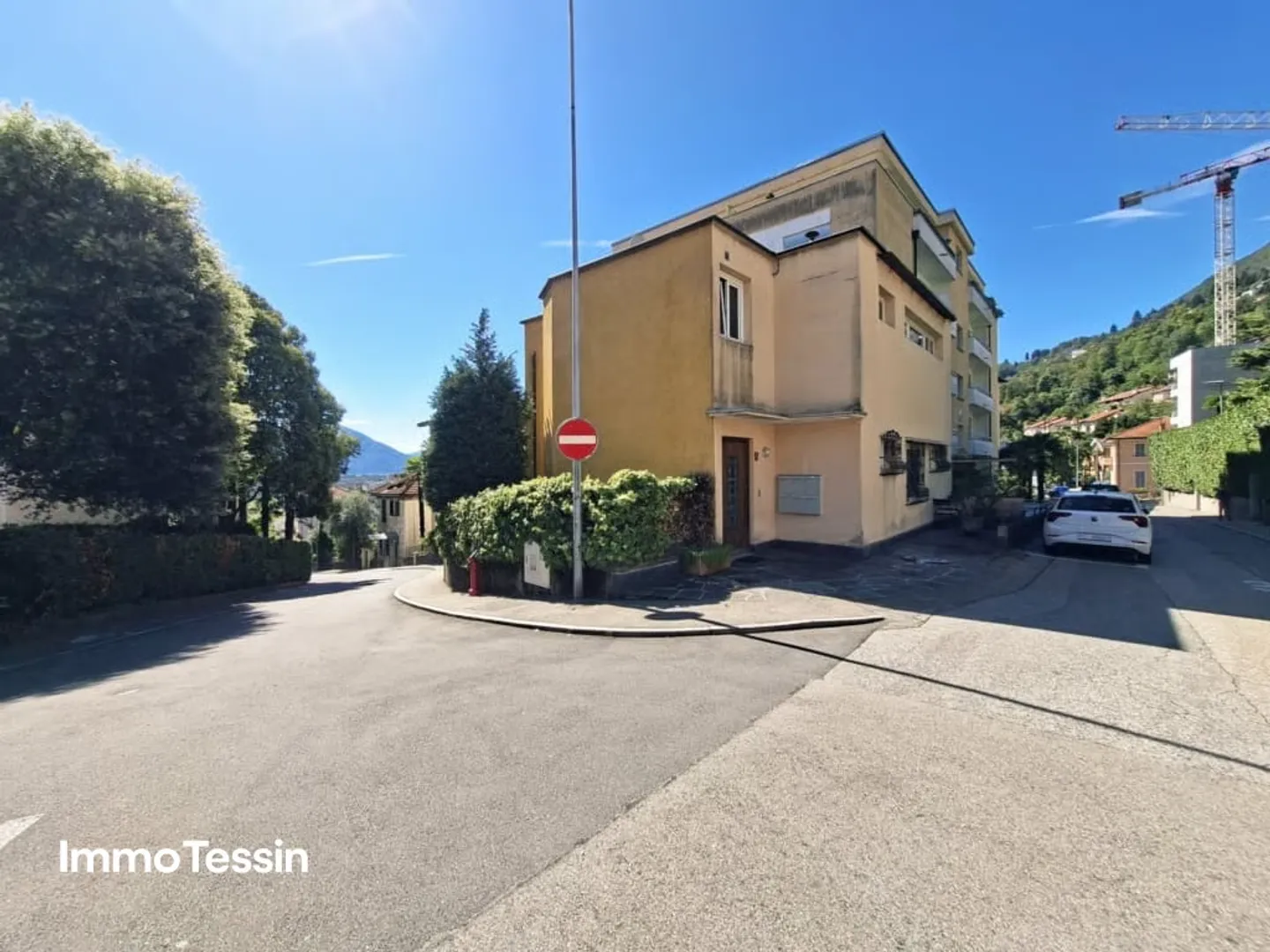 Top Preis & Zweitwohnsitz: Renovierte Ferienwohnung an bester Lage mit Seesicht und nahe der Promenade von Locarno - Foto 5 di 13