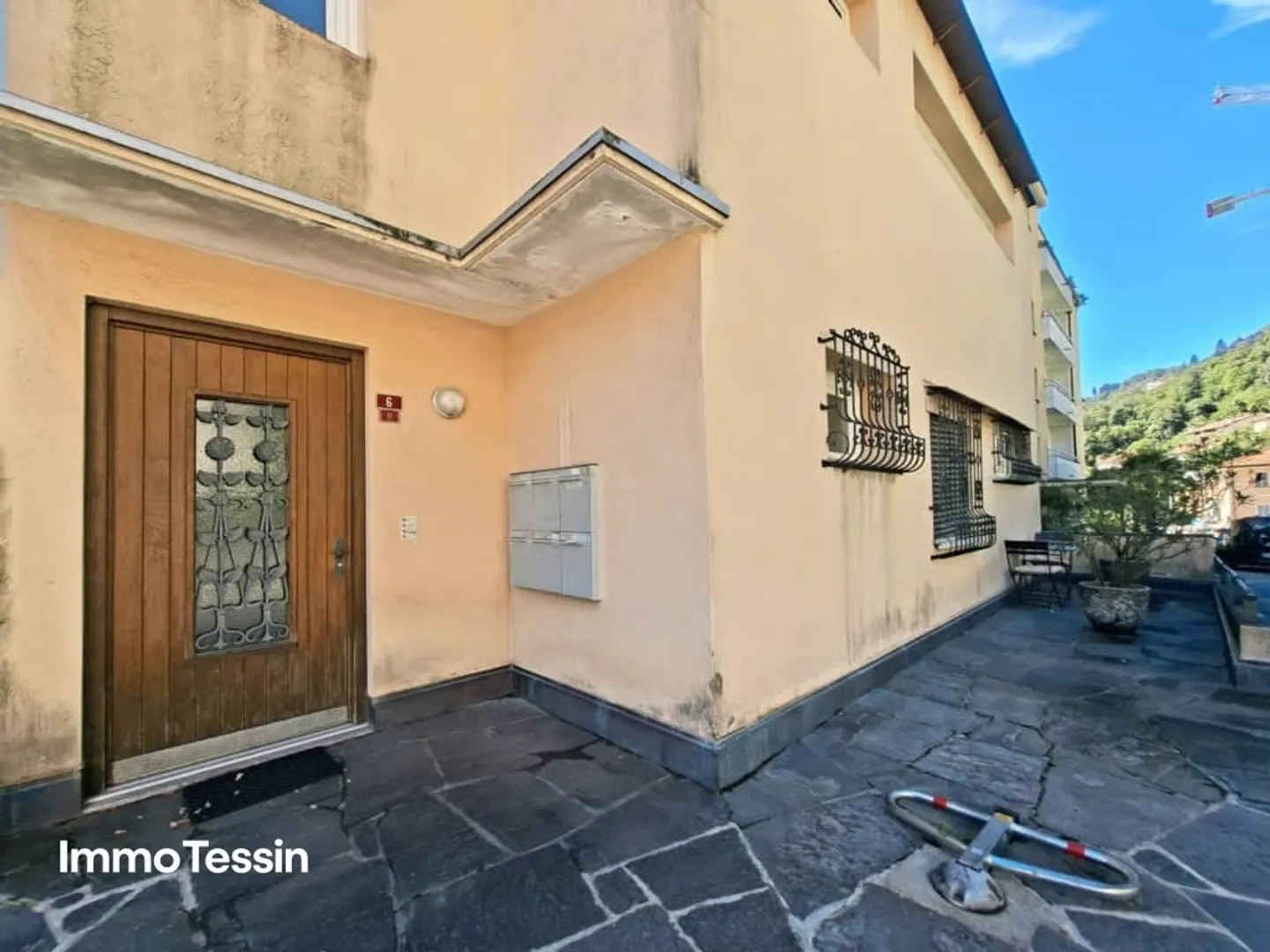 Top Preis & Zweitwohnsitz: Renovierte Ferienwohnung an bester Lage mit Seesicht und nahe der Promenade von Locarno - Foto 6 di 13
