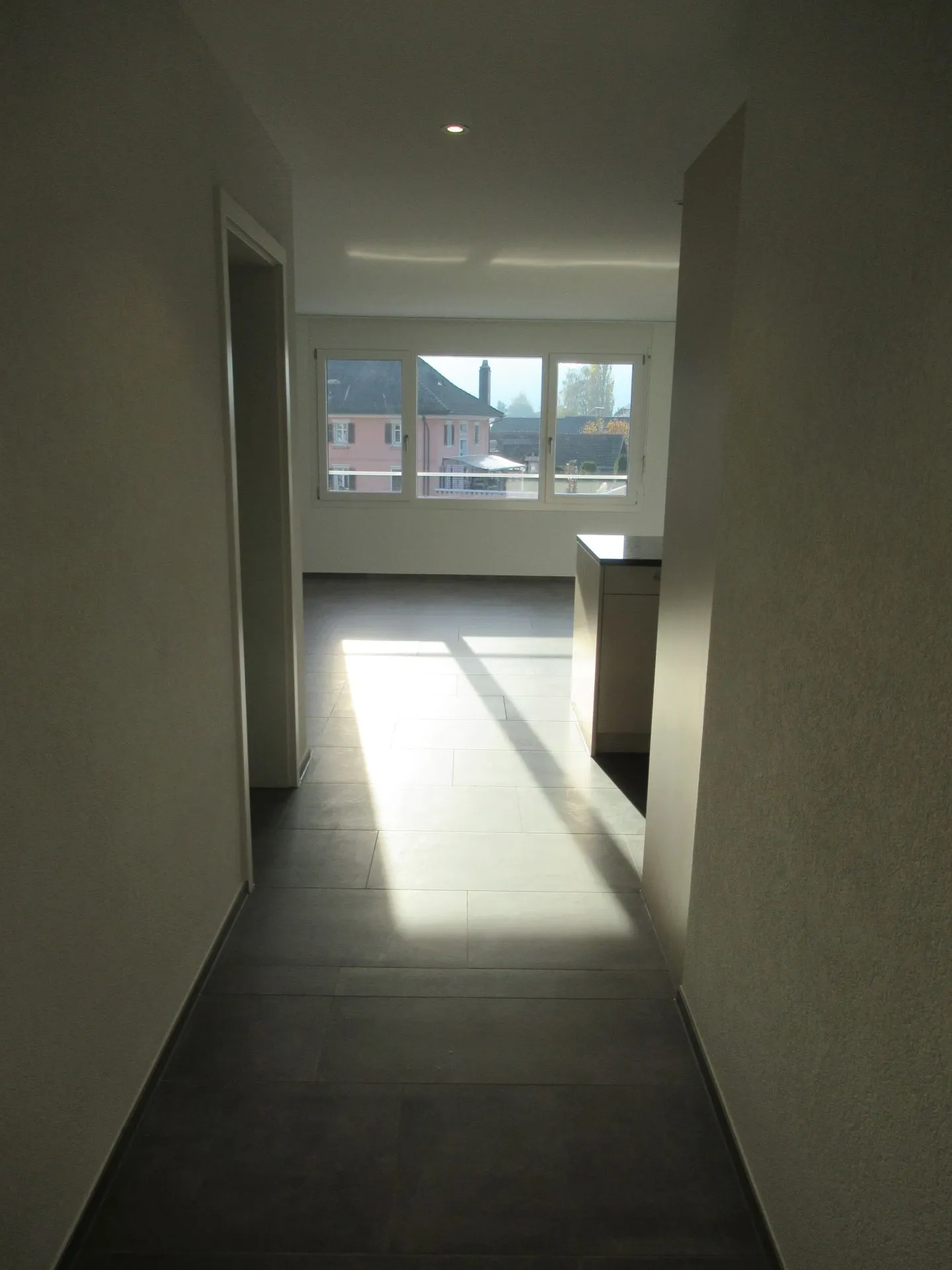 Great 4.5 Room Apartment - Photo 9 of 18