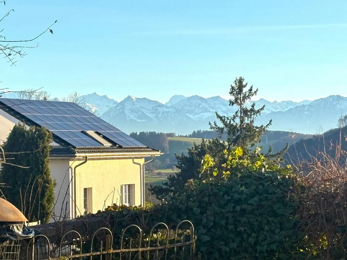 A Home with a View and Room for Creativity - Photo 11 of 14