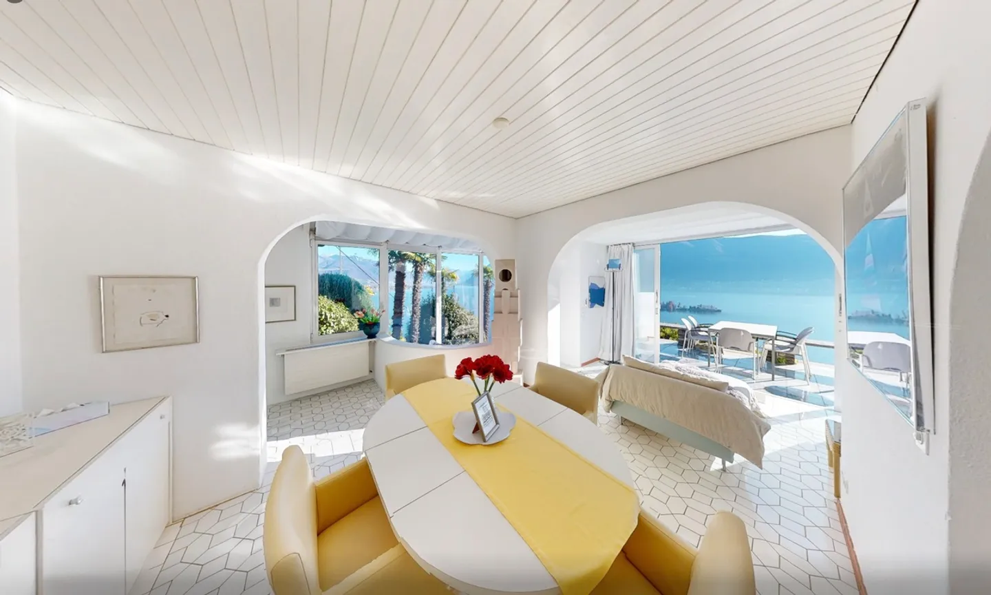 Unique Villa with Panoramic Views - Photo 22 of 39