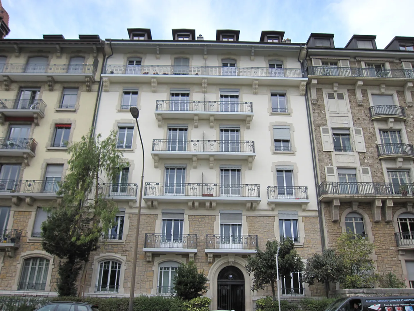 3-Zimmer-Wohnung, hell und durchgehend, im 6. Stock gelegen. - Foto 1 von 1