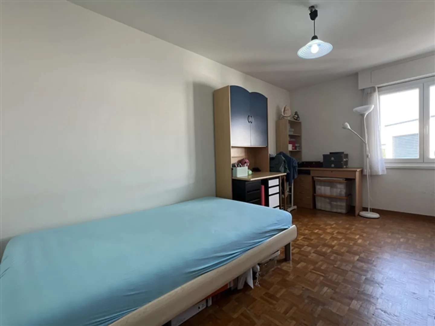 Bell'appartamento spazioso con vista libera - Foto 10 di 11