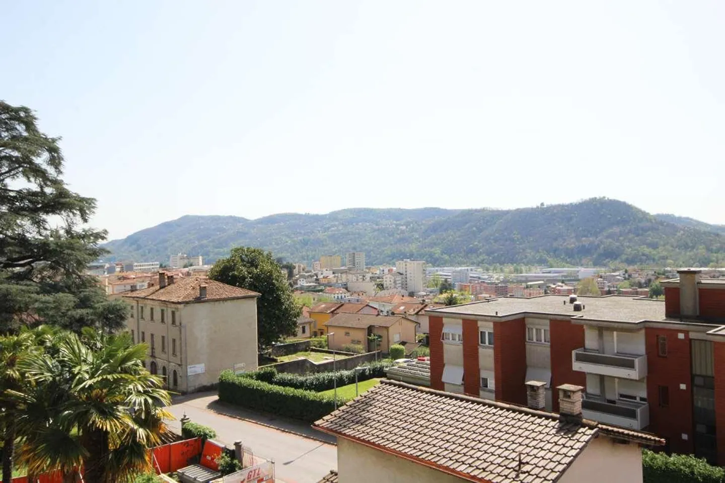 Balerna : appartement rénové avec terrasse près du centre - Photo 7 sur 8