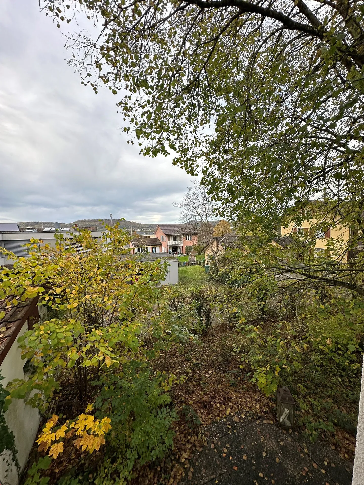 Casa familiare con grande proprietà - Foto 5 di 12