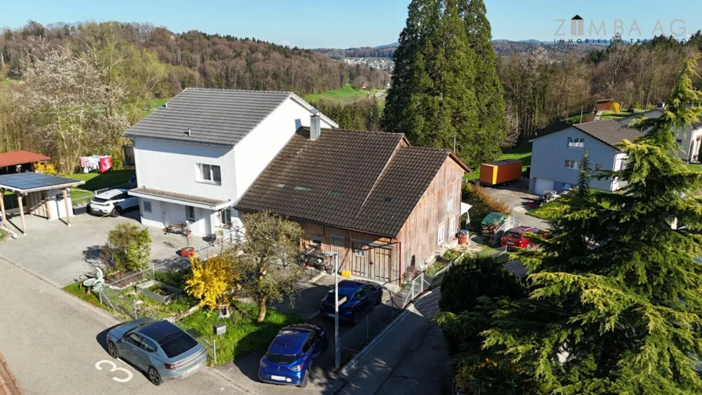 Charmantes Einfamilienhaus mit Garten - Foto 3 von 16