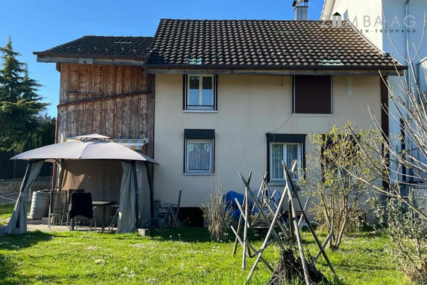 Charmantes Einfamilienhaus mit Garten - Foto 7 von 16