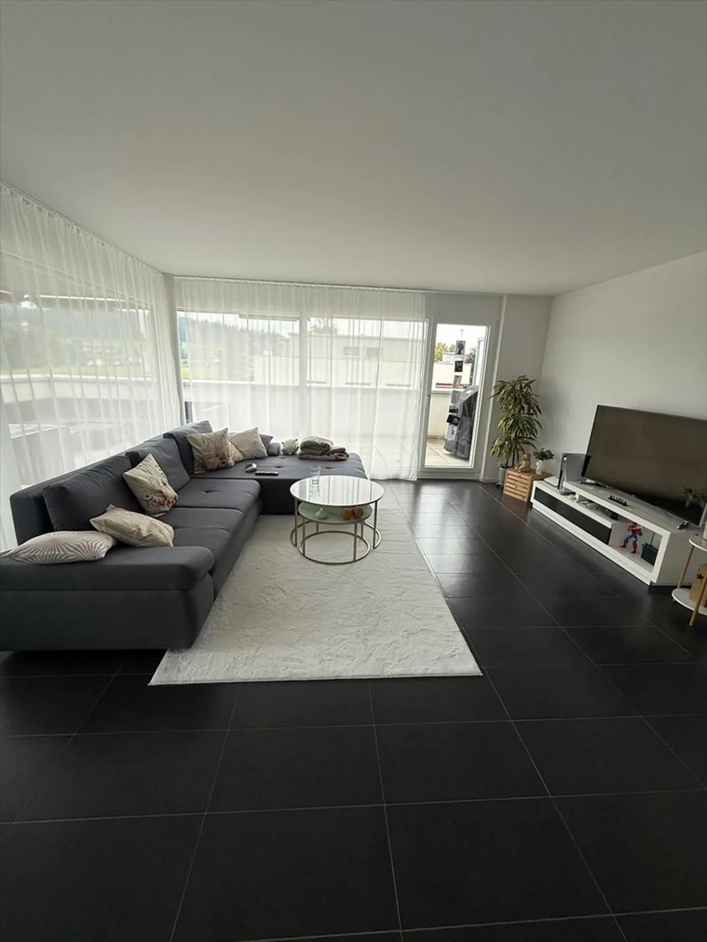 Bright 3.5 Room Apartment in St. Antoni - Photo 1 of 10