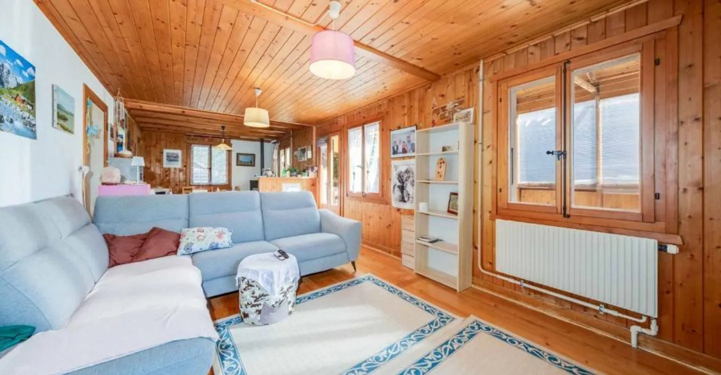 House with 2 apartments and breathtaking view - Photo 4 of 12