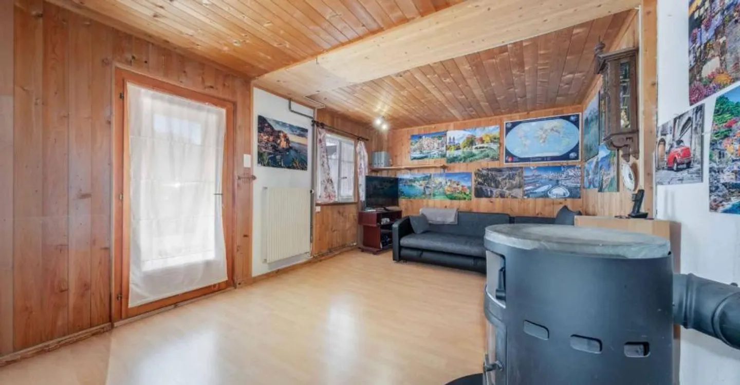 House with 2 apartments and breathtaking view - Photo 11 of 12