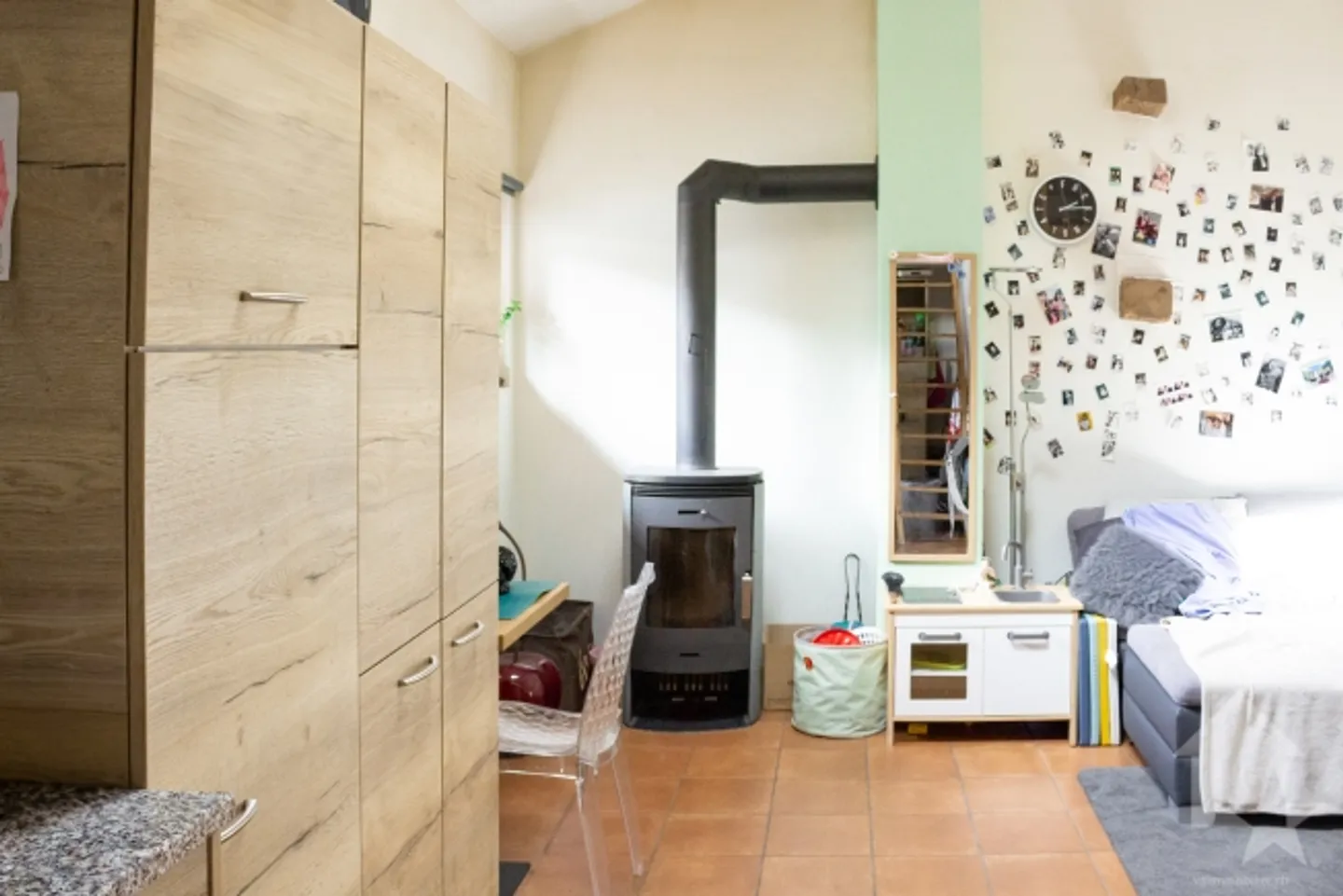 Charming renovated shed with taste - Photo 3 of 13
